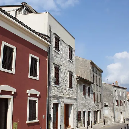 Lalic Apartman *